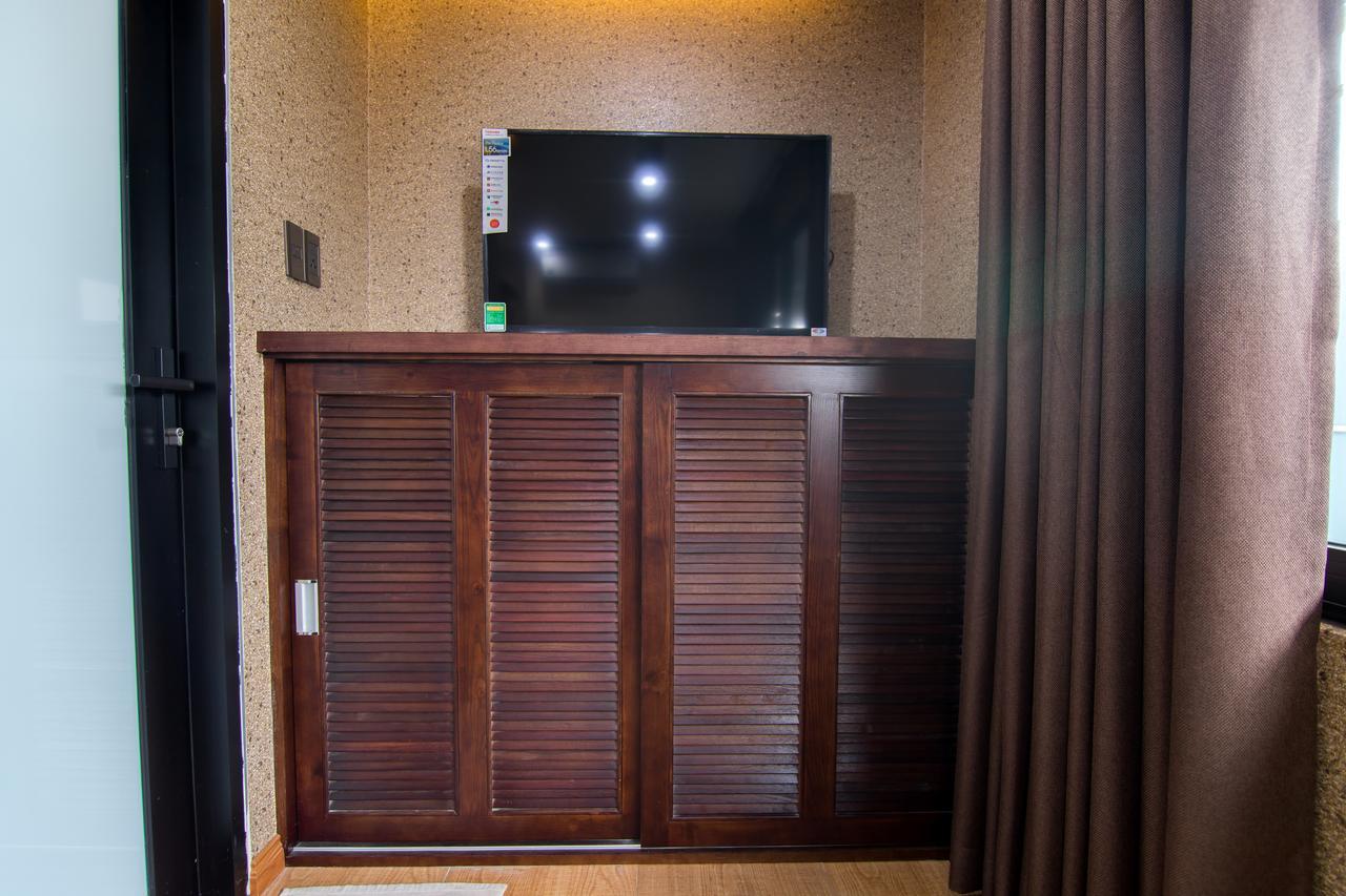 Reddoorz Plus @ Nguyen Trai Street Bandar Ho Chi Minh Luaran gambar